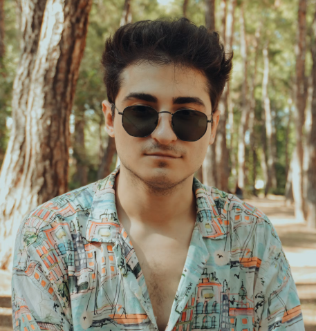 <em>Javier González</em>